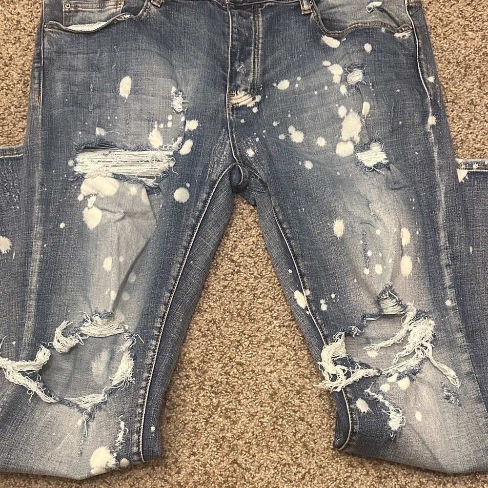 MNML Men’s Distressed Blue Jeans - Picture 2 of 5